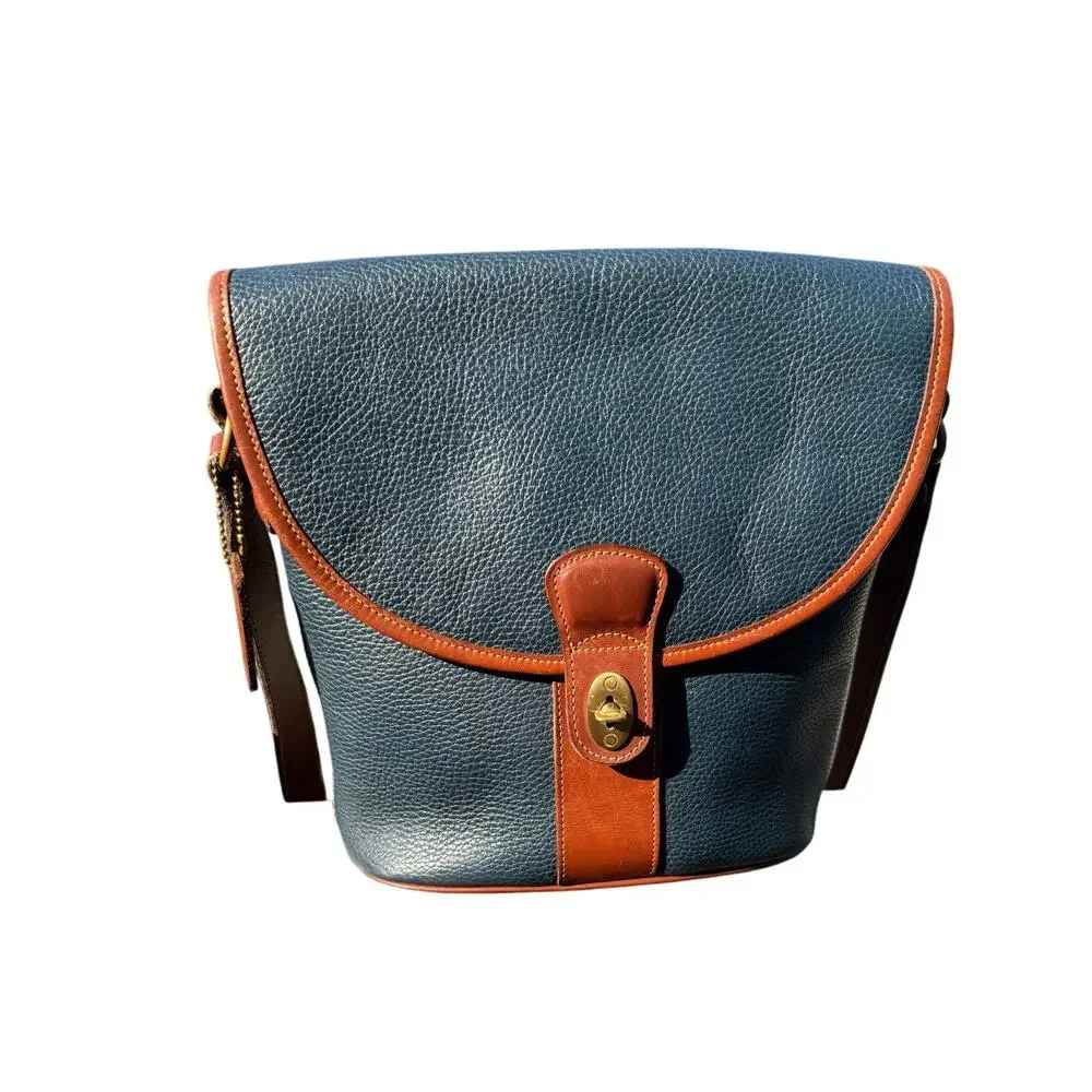 Vintage COACH Sheridan Pebbled Leather Crossbody